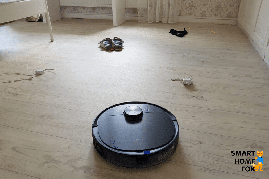 OZMO T8 AIVI in obstacle detection of everyday objects